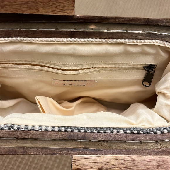 FABULOUS MJ Handcrafted Tribal Clutch - Picture 5 of 11